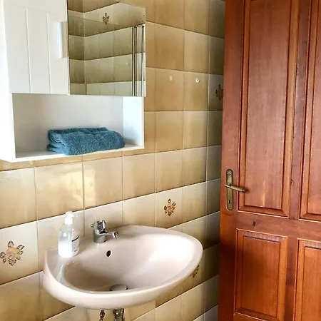 Apartman Connys